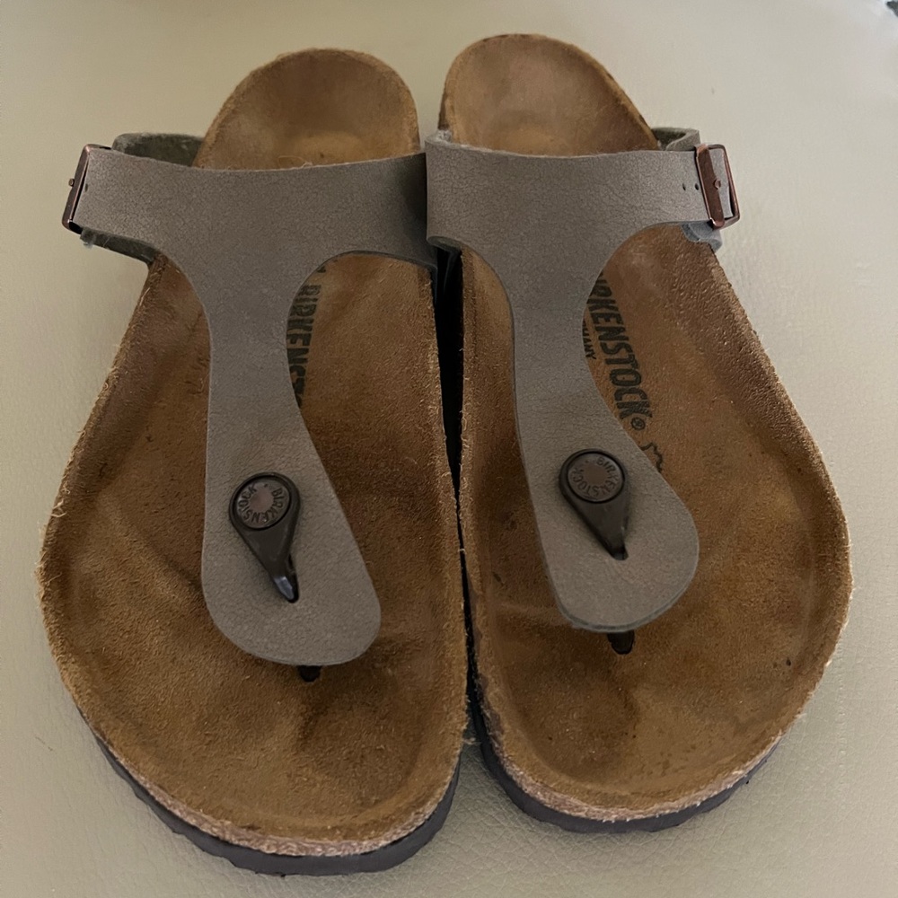 Women’s birkenstock sandal: size 39